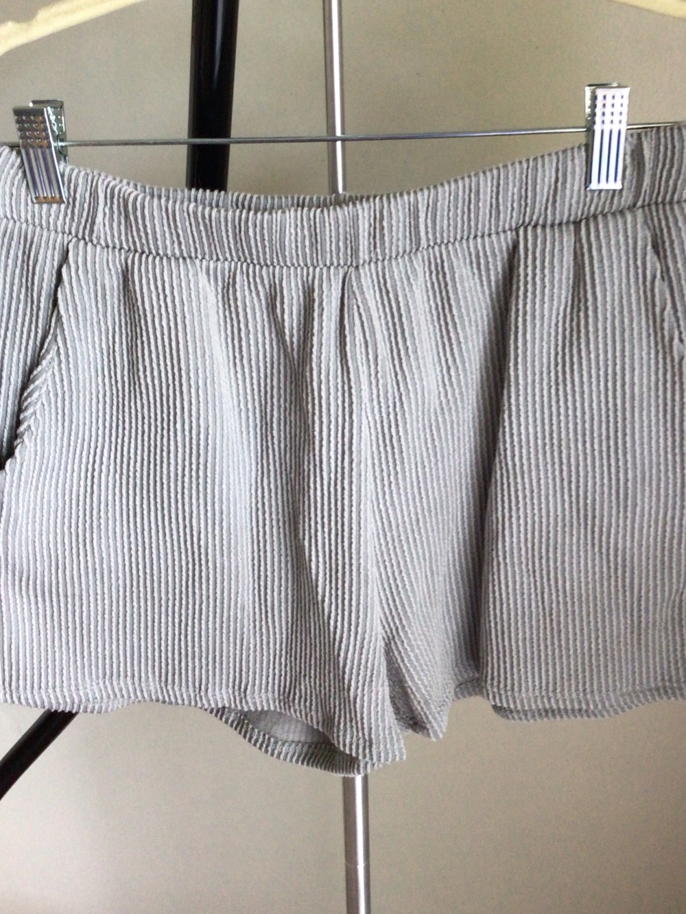 NWT Tres Bien Striped Ribbed Knit Shorts